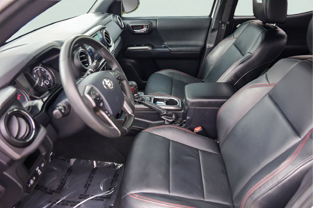 Used 2018 Toyota Tacoma TRD Pro AWD/4WD image 11