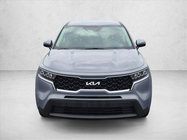Used 2023 Kia Sorento LX FWD image 2