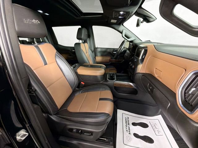 Used 2021 Chevrolet Silverado 1500 High Country w/ Technology Package image 31