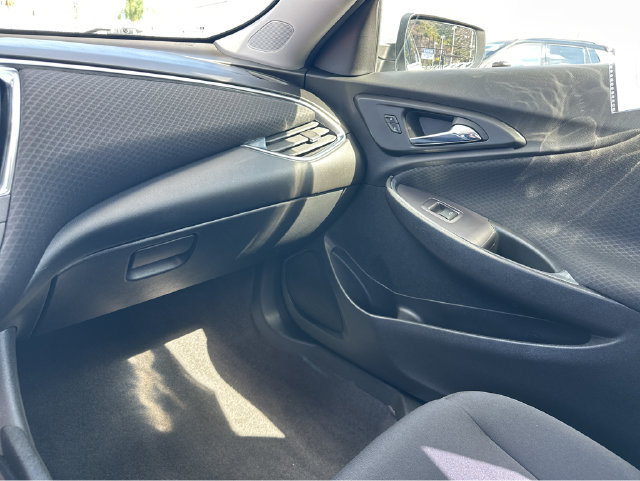 Certified 2021 Chevrolet Malibu LT FWD image 14