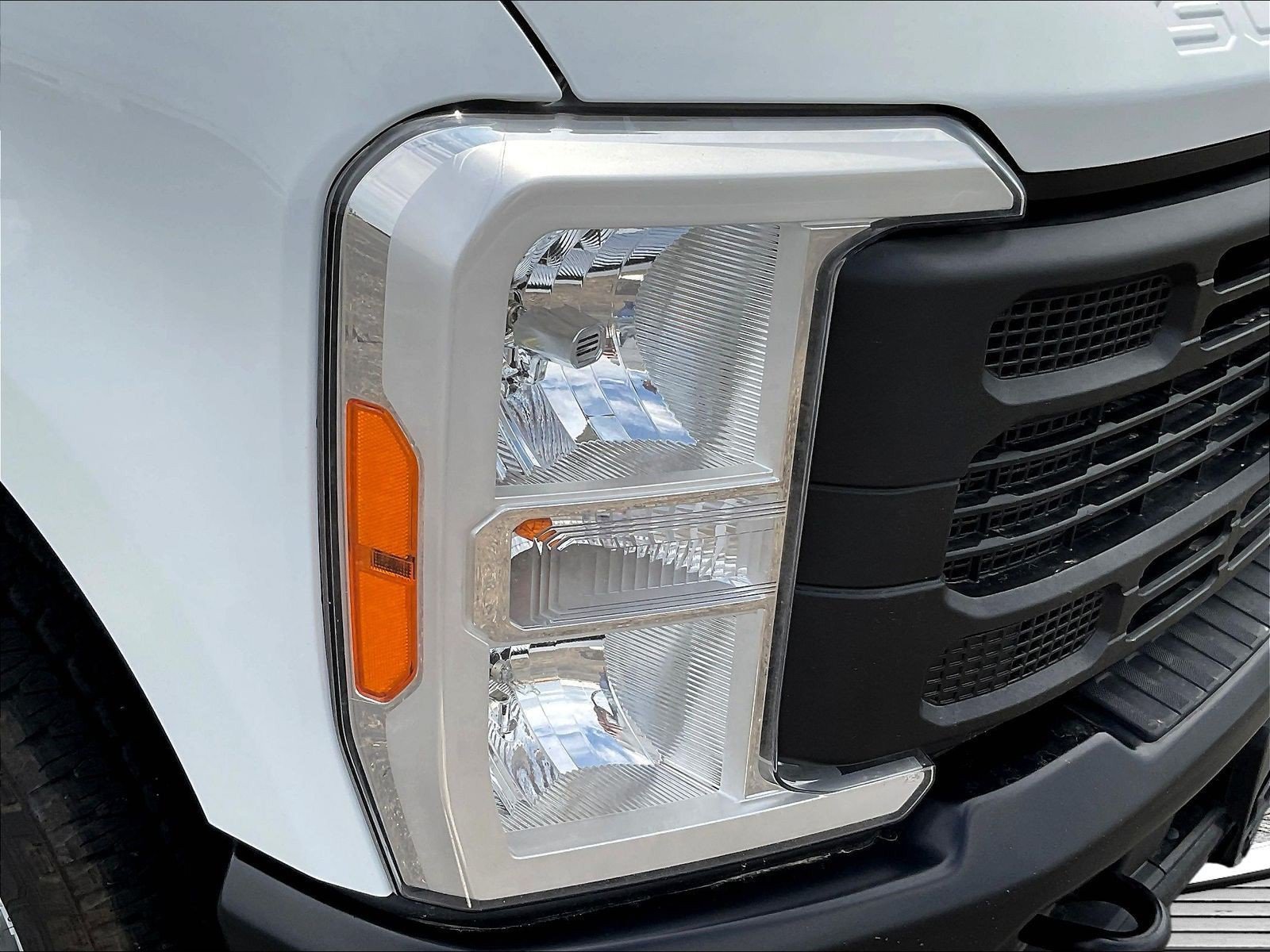 Used 2023 Ford F250 XL w/ 360-Degree Camera Package AWD/4WD image 26