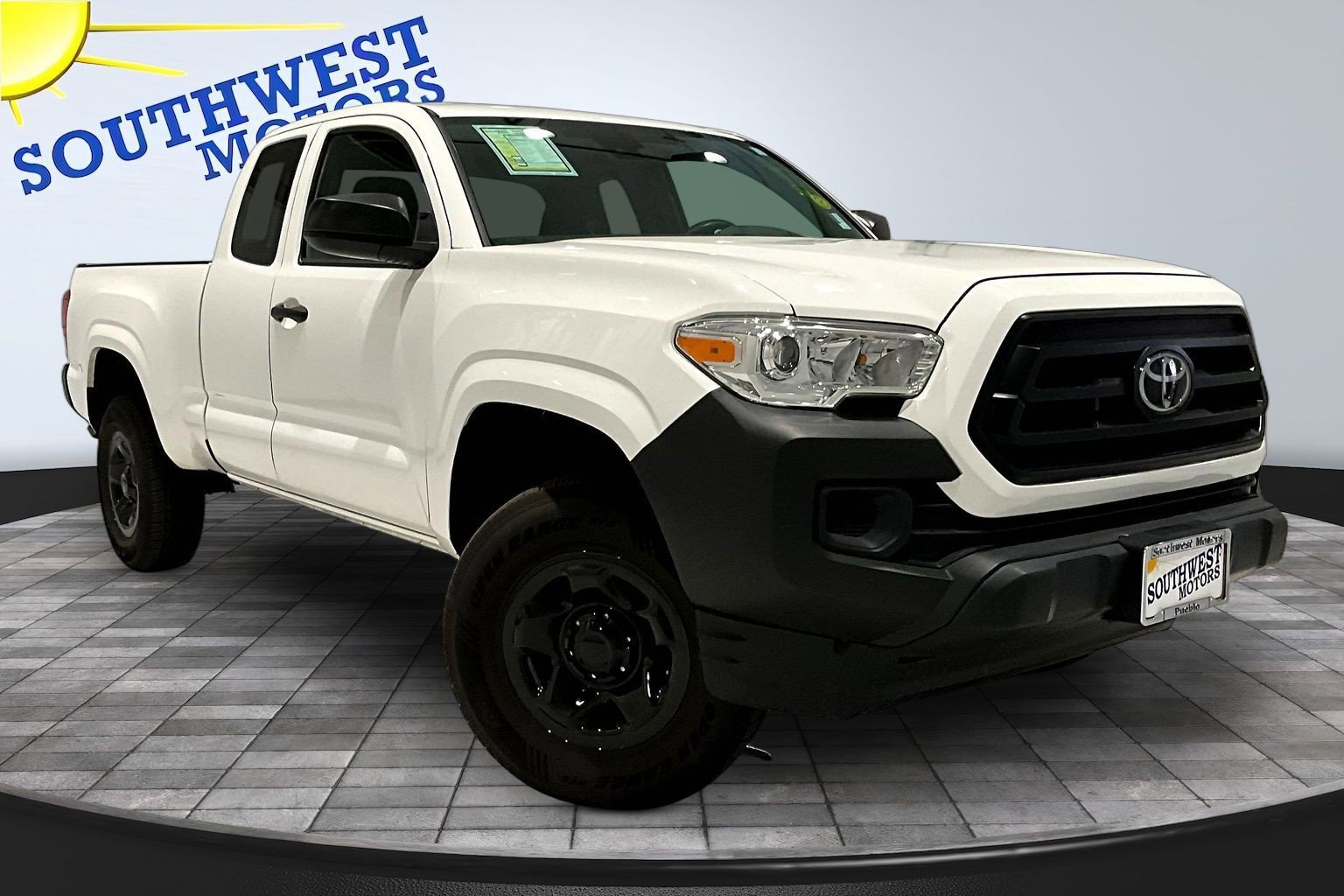 Used 2021 Toyota Tacoma SR image 3