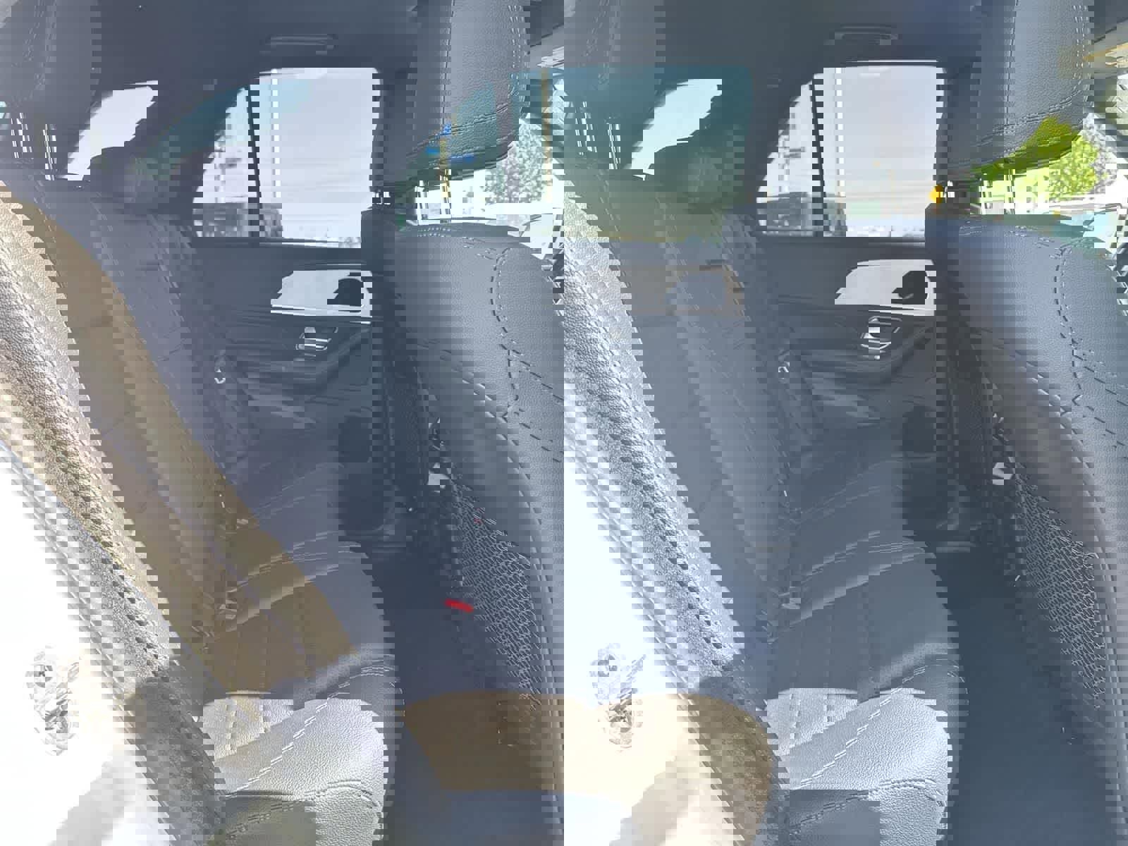 Used 2024 Mercedes-Benz GLE 350 4MATIC image 38