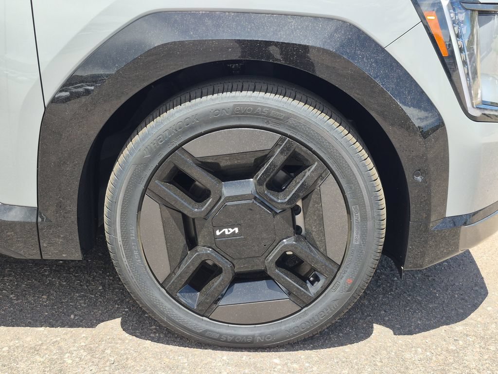 New 2026 Kia EV9 GT-Line AWD/4WD image 17
