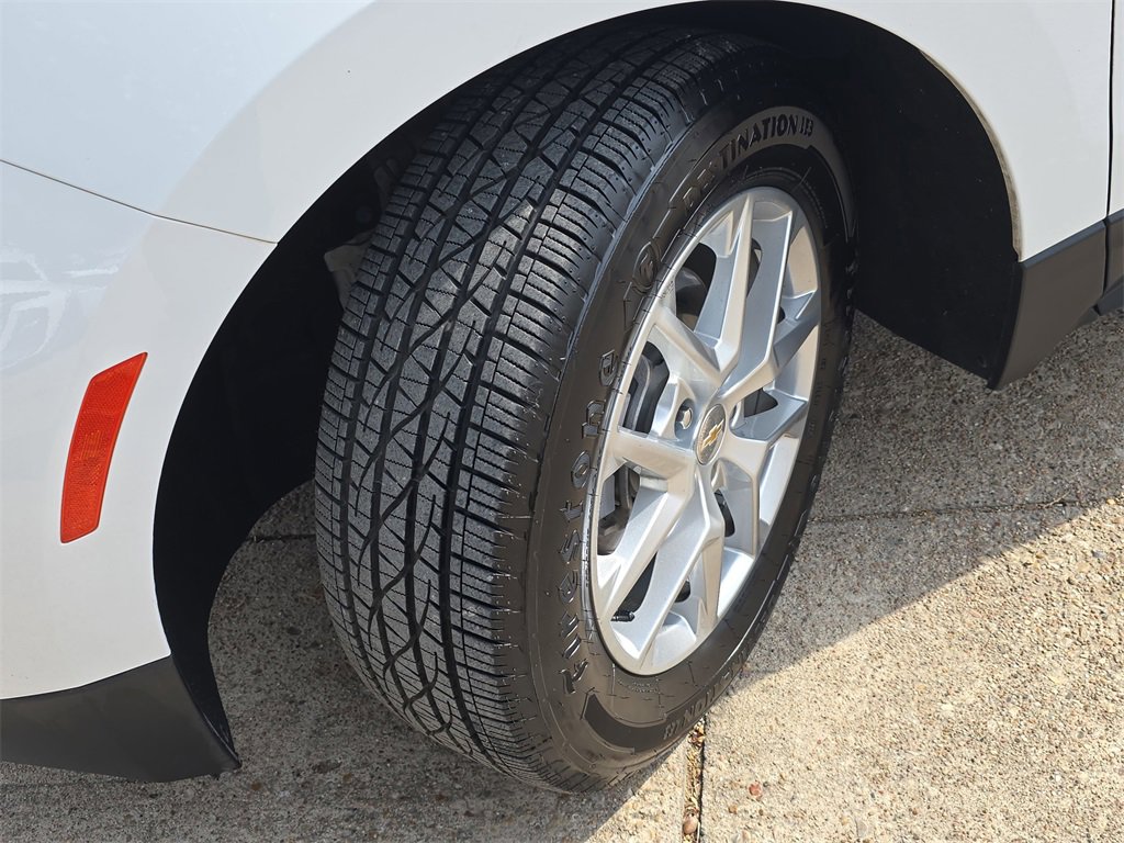 Used 2022 Chevrolet Equinox LS w/ LS Convenience Package image 29