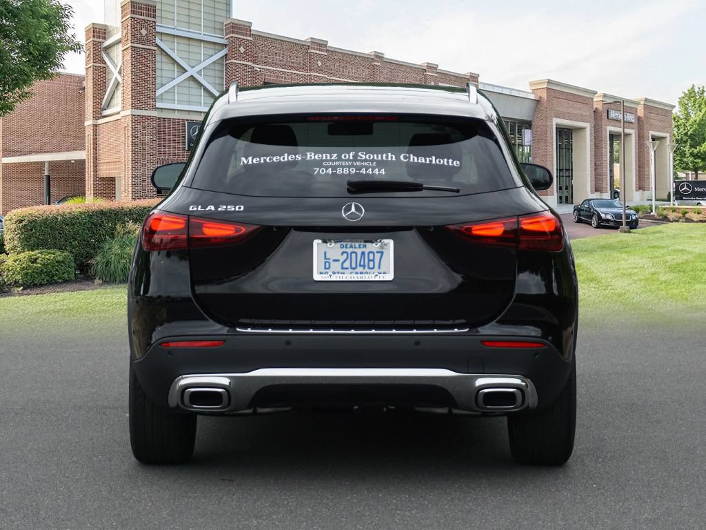 Certified 2025 Mercedes-Benz GLA 250 image 5