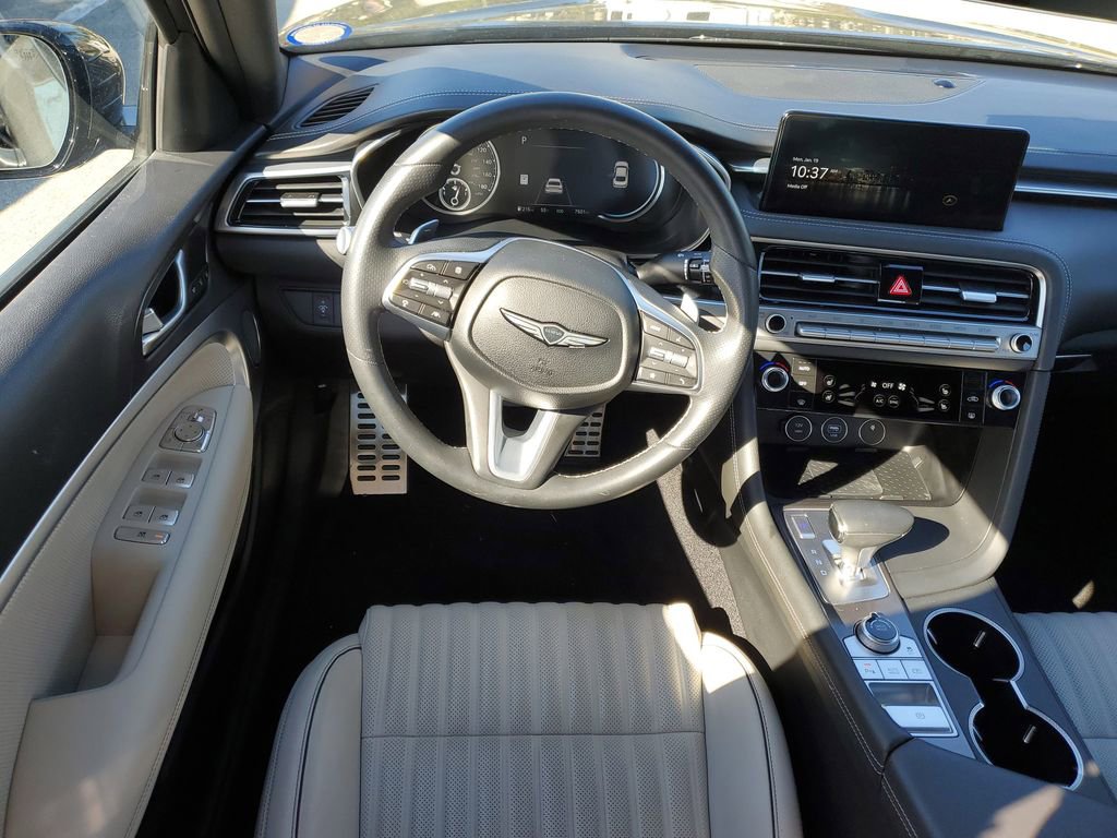 Used 2025 Genesis G70 2.5T w/ Sport Prestige Package image 15