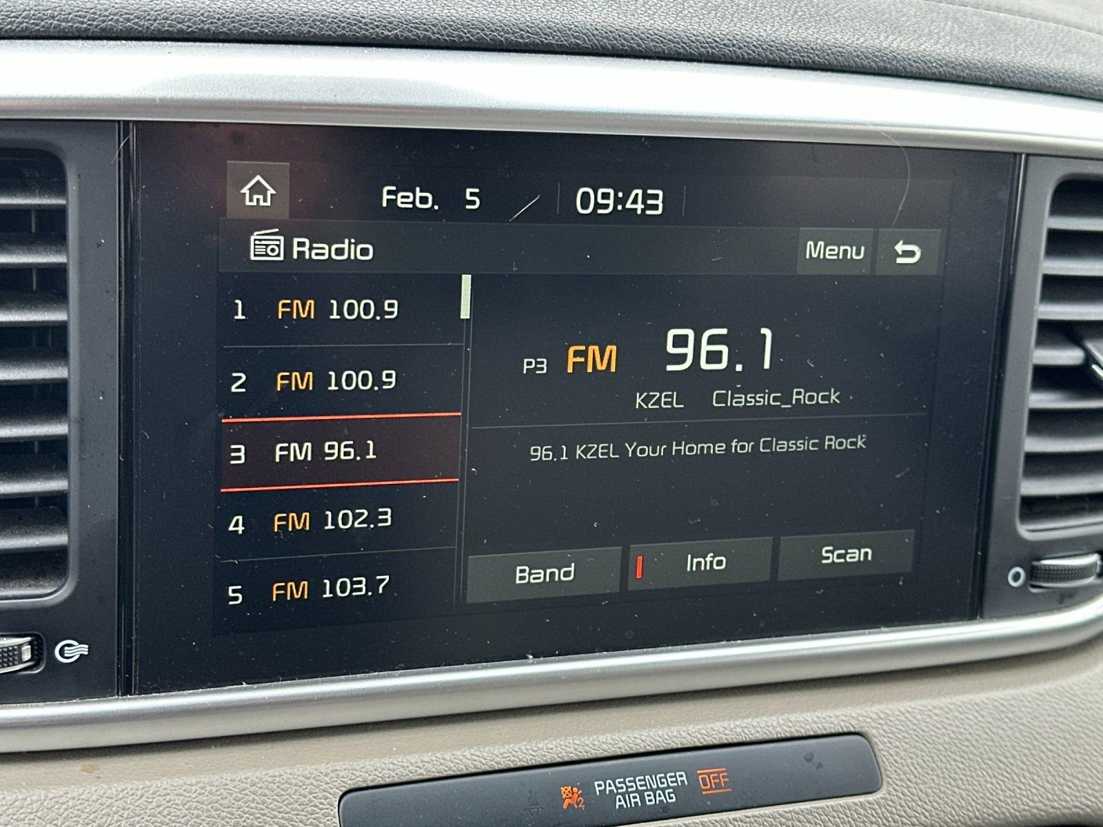 Used 2022 Kia Sportage LX image 18