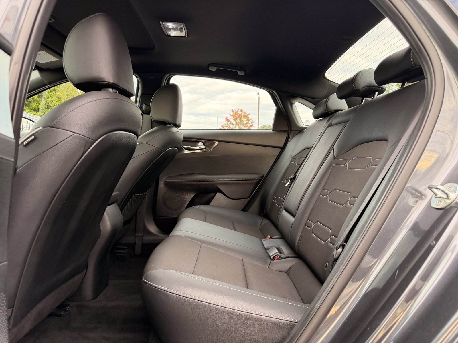 Used 2022 Kia Forte GT-Line w/ GT-Line Premium Package FWD image 25