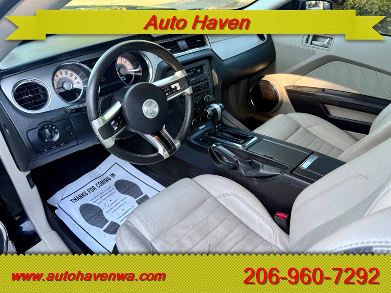Used 2011 Ford Mustang GT Premium RWD image 9