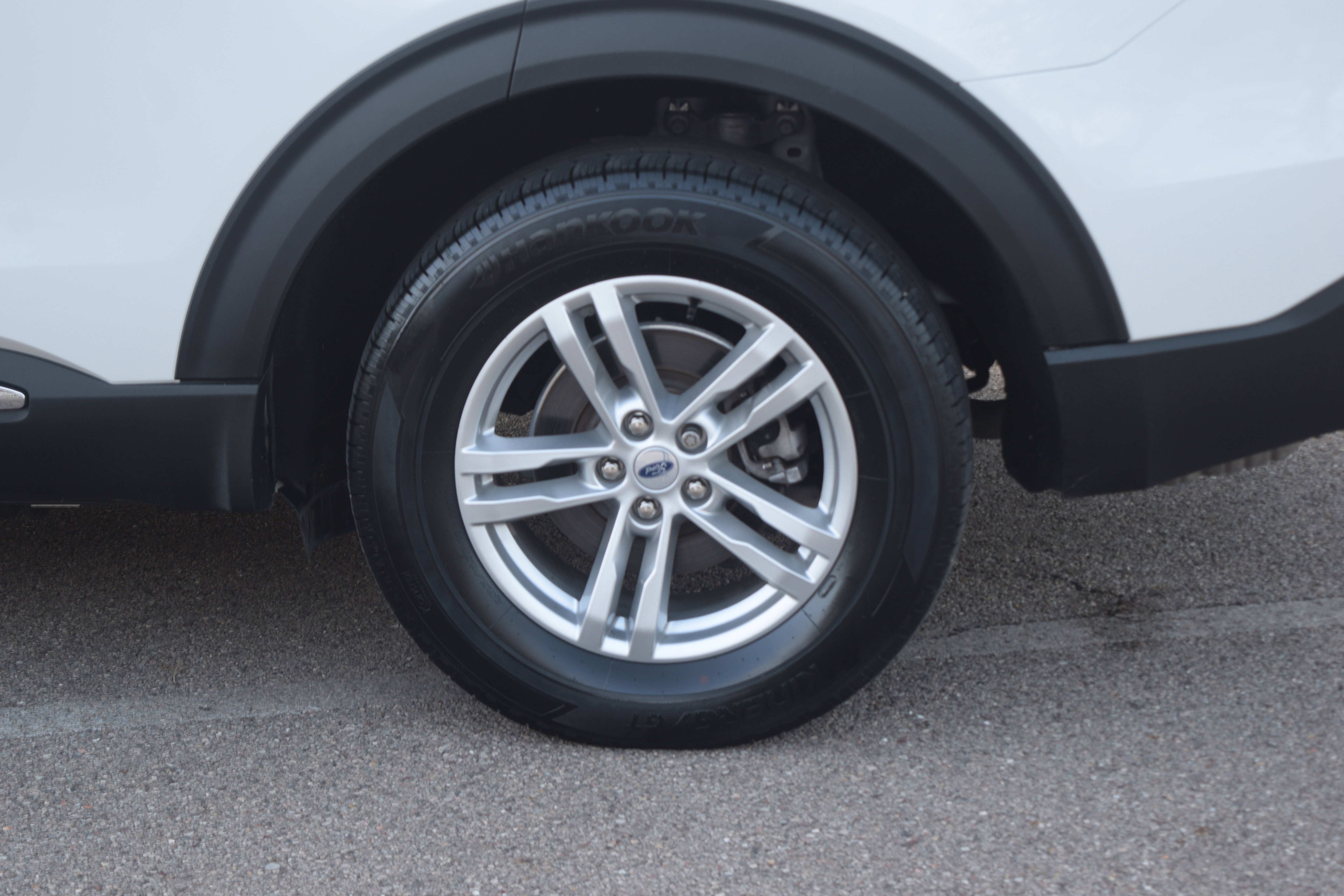 Used 2023 Ford Explorer XLT w/ Equipment Group 202A image 29