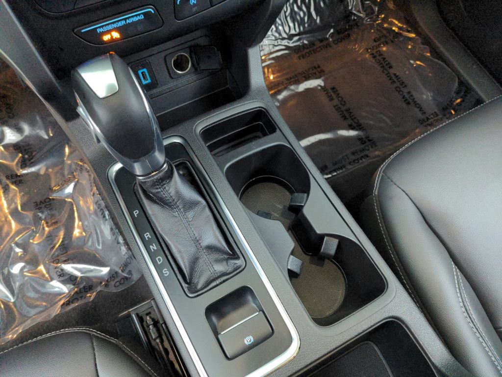 Used 2019 Ford Escape SEL AWD/4WD image 20