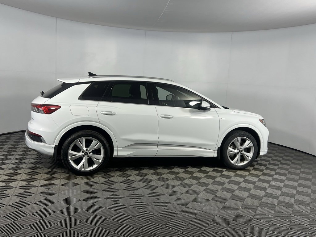 Used 2023 Audi Q4 e-tron Prestige w/ 20" Wheel Package image 5