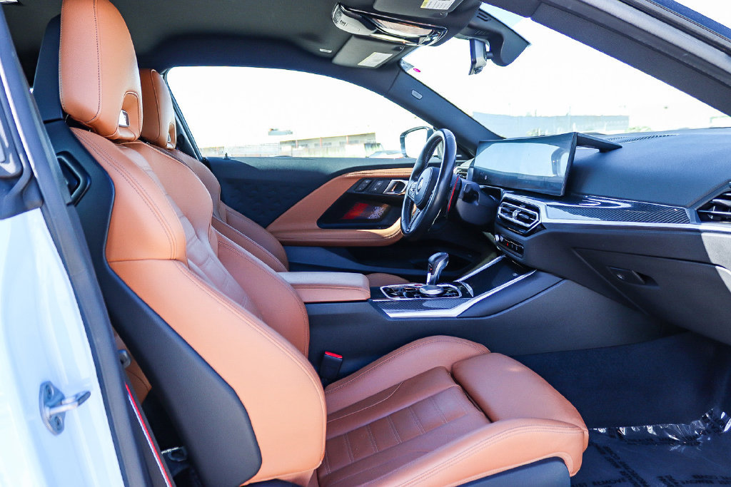 Used 2024 BMW M2 w/ Lighting Package RWD image 17