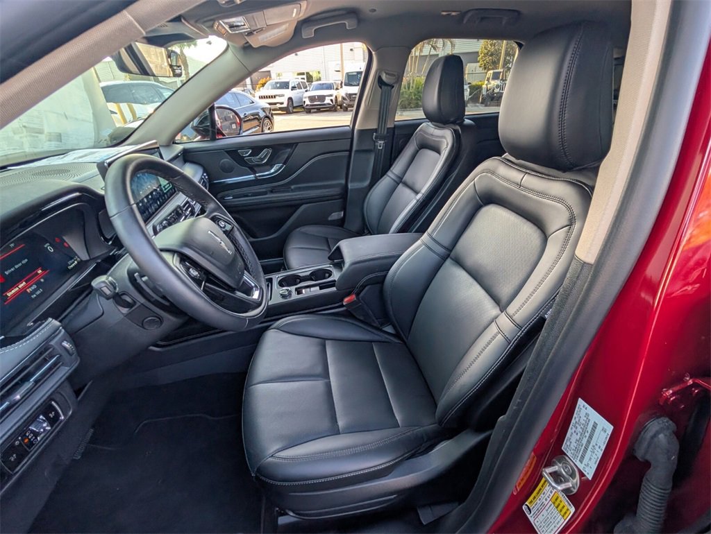 New 2025 Lincoln Corsair FWD w/ Equipment Group 101A image 11