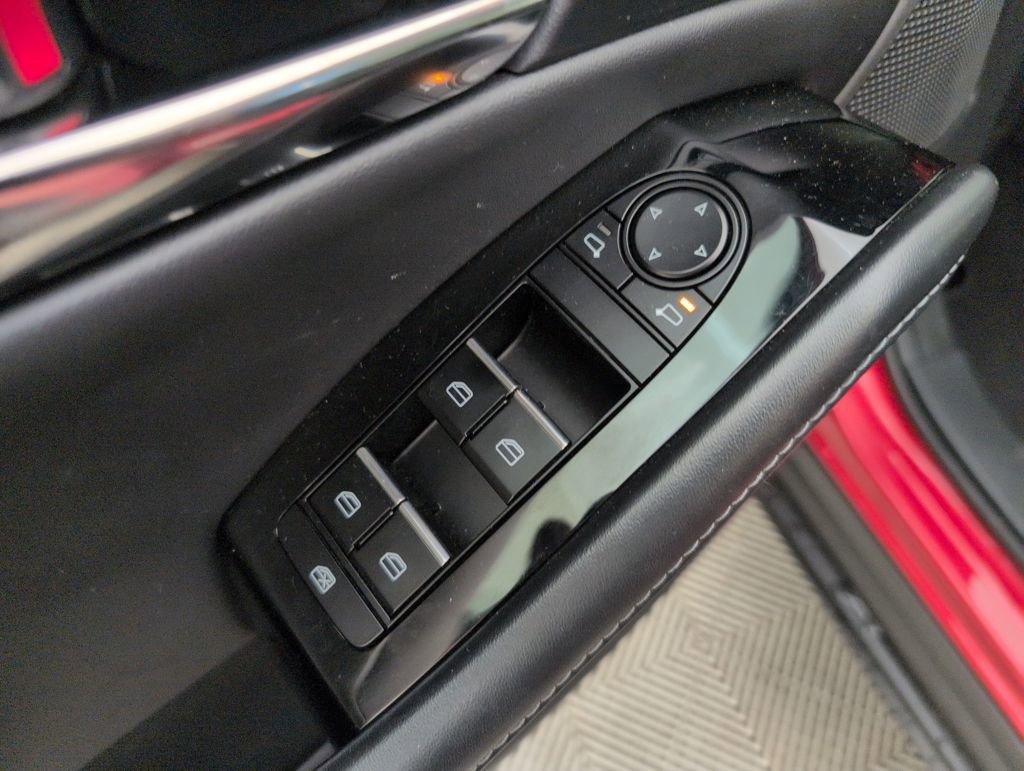 Used 2025 MAZDA CX-30 AWD 2.5 S w/ Preferred Package image 41