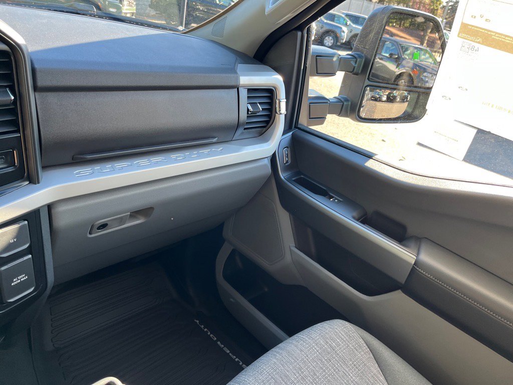 New 2026 Ford F350 XLT image 18