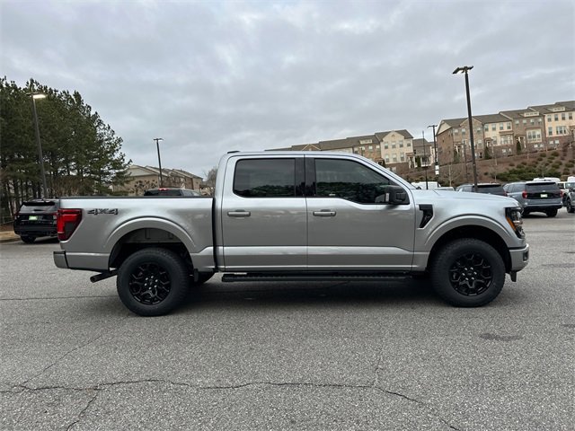 New 2025 Ford F150 XLT w/ Equipment Group 302A MID image 8