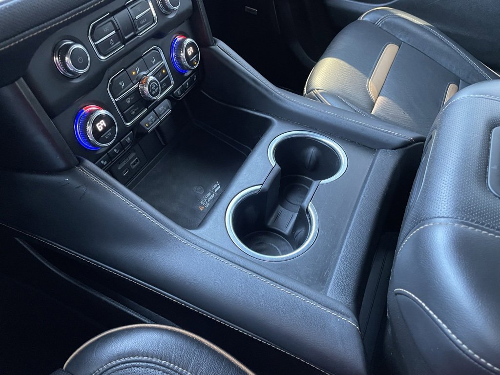 Used 2021 GMC Yukon AT4 w/ AT4 Premium Package image 18