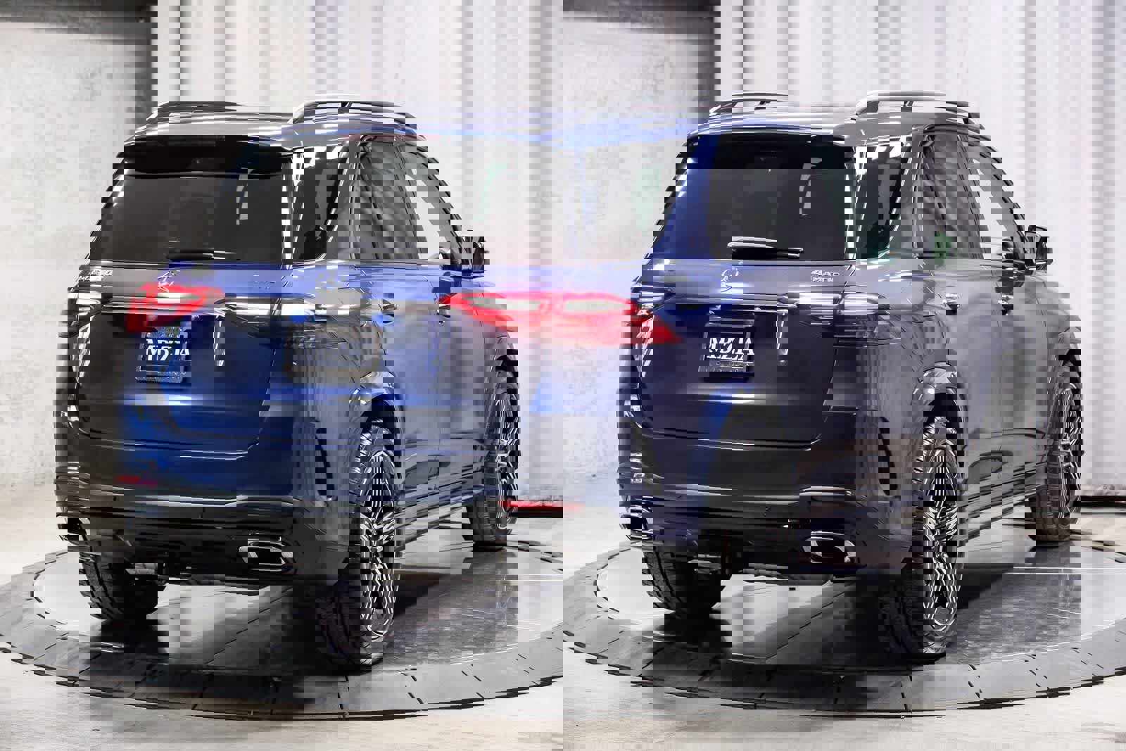 Certified 2024 Mercedes-Benz GLE 350 4MATIC image 4