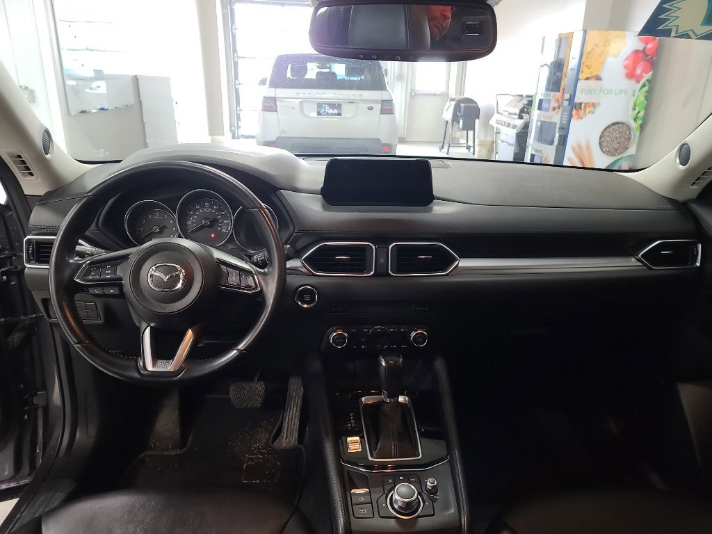 Used 2017 MAZDA CX-5 Touring w/ Preferred Equipment Package image 11