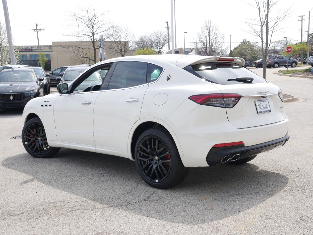 Used 2024 Maserati Levante Modena Ultima image 10