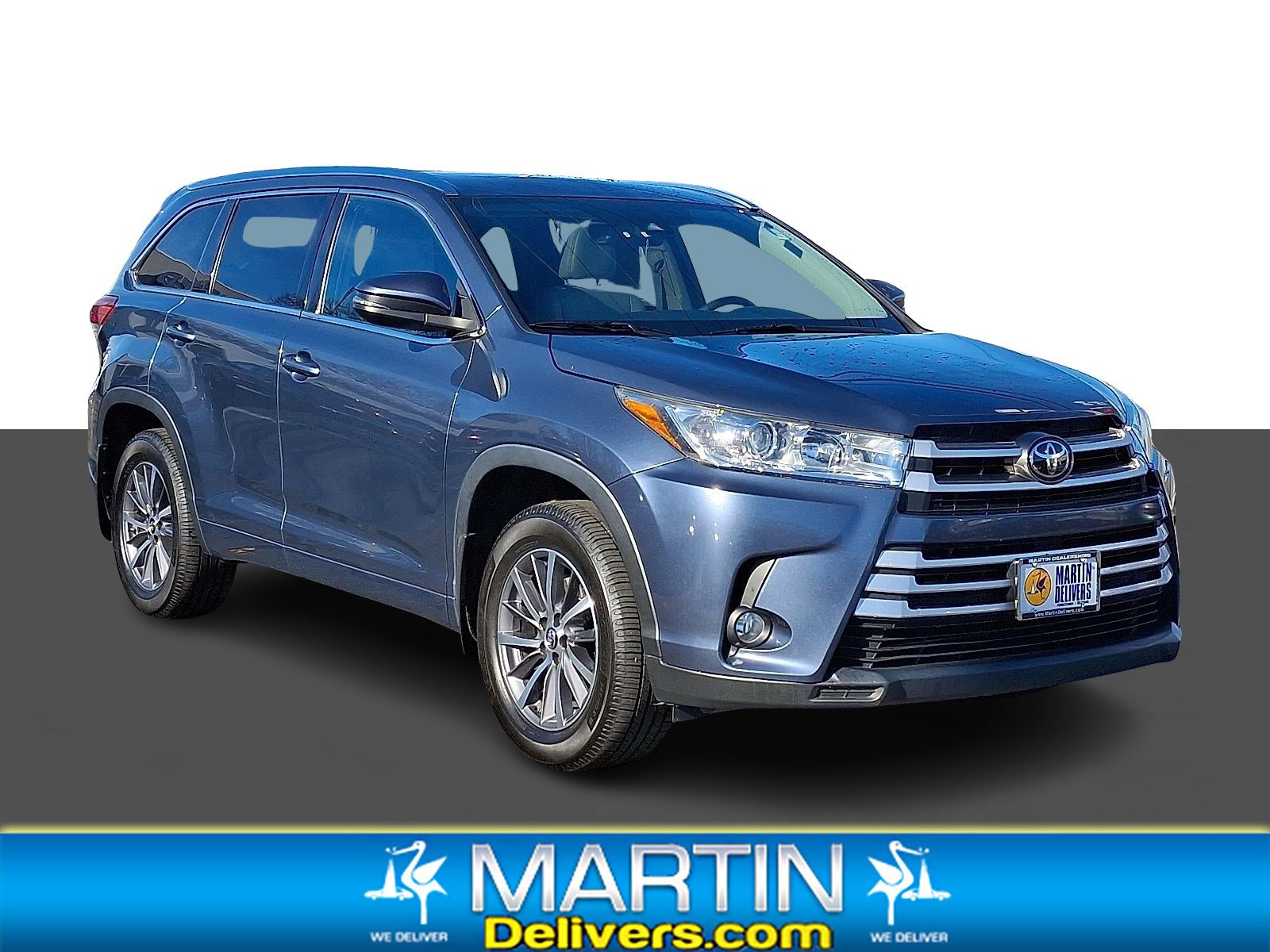 Used 2017 Toyota Highlander XLE image 1