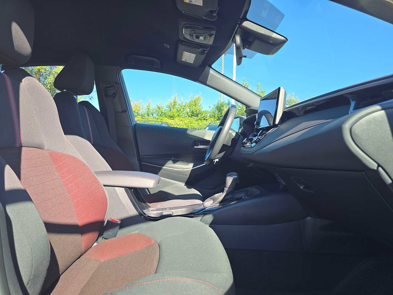 Certified 2024 Toyota Corolla SE image 11