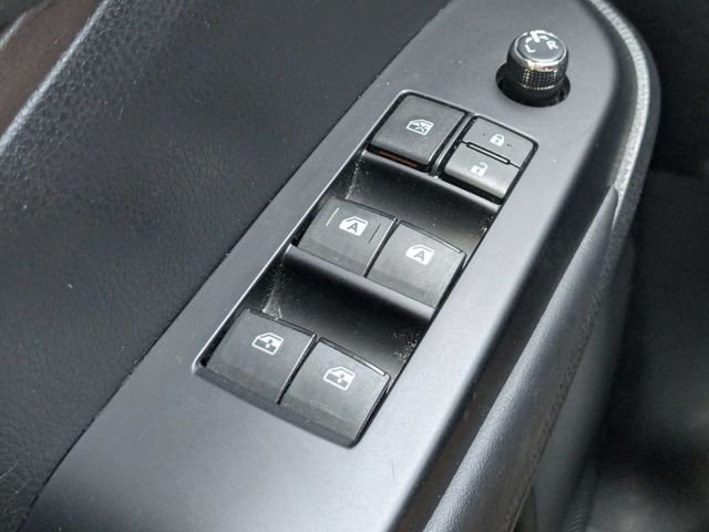 Used 2014 Toyota Highlander Plus AWD/4WD image 23