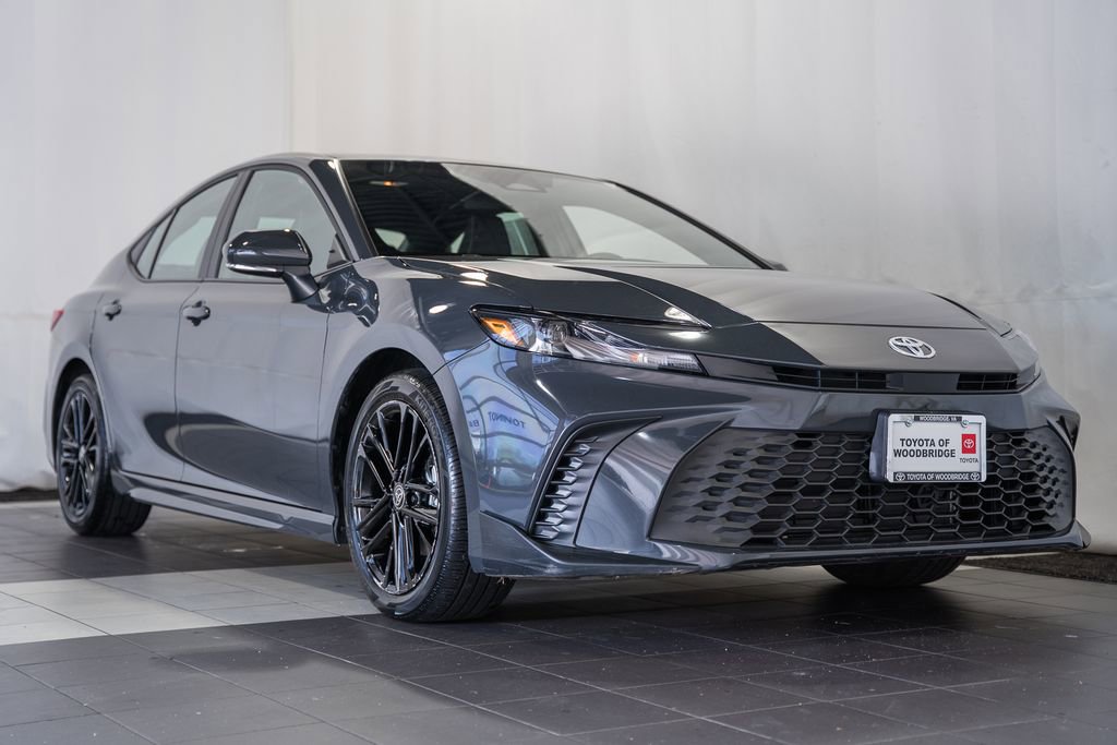 Used 2025 Toyota Camry SE