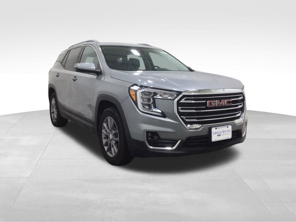 Used 2024 GMC Terrain SLT image 5