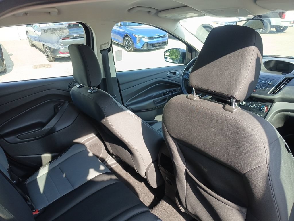 Used 2019 Ford Escape S FWD image 17