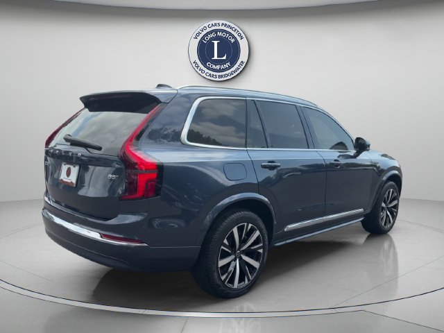 Used 2025 Volvo XC90 B5 Core AWD/4WD image 7