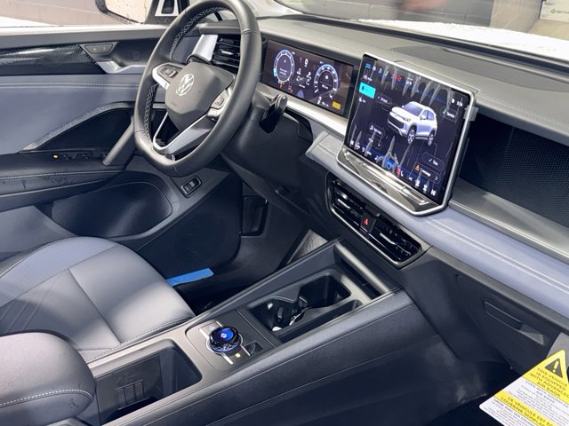 New 2026 Volkswagen Tiguan SE image 10