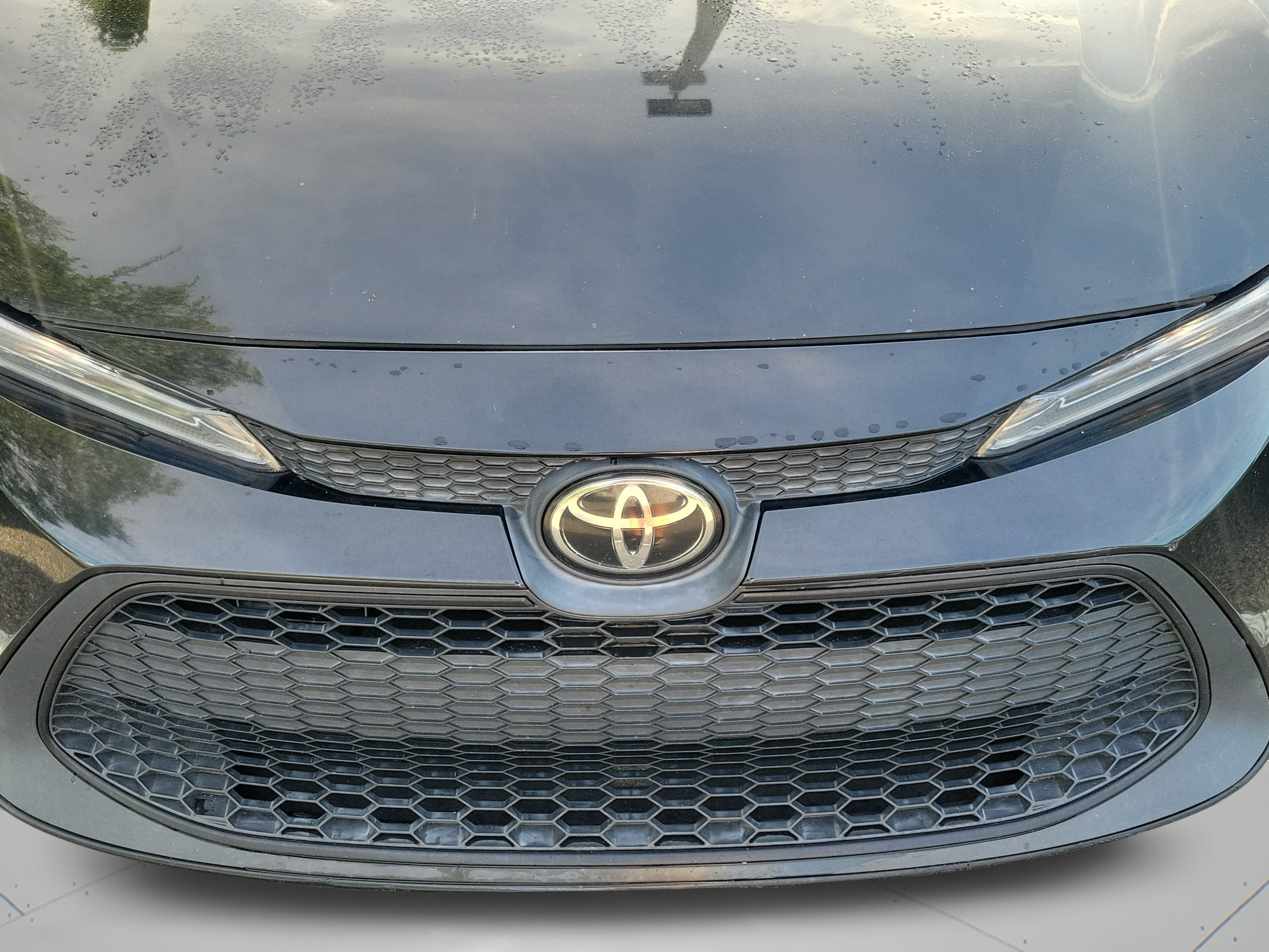 Used 2021 Toyota Corolla LE FWD image 14