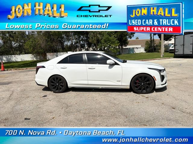 Used 2022 Cadillac CT4 V w/ Technology Package image 15