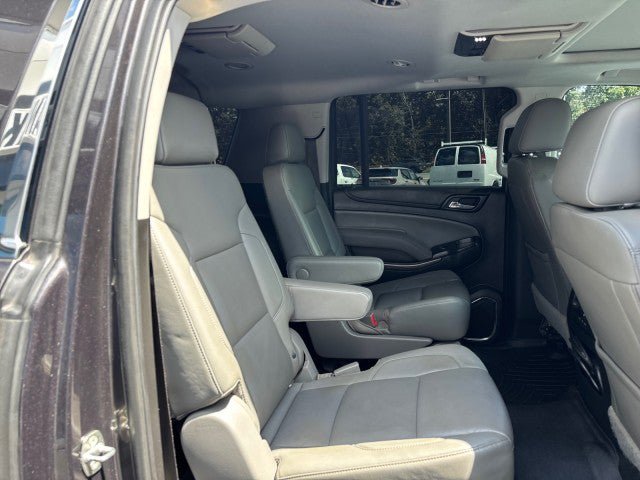 Used 2018 Chevrolet Suburban LT AWD/4WD image 45