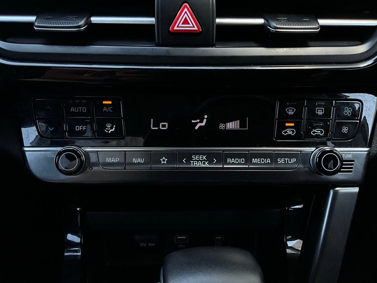 Used 2025 Kia Seltos S image 28
