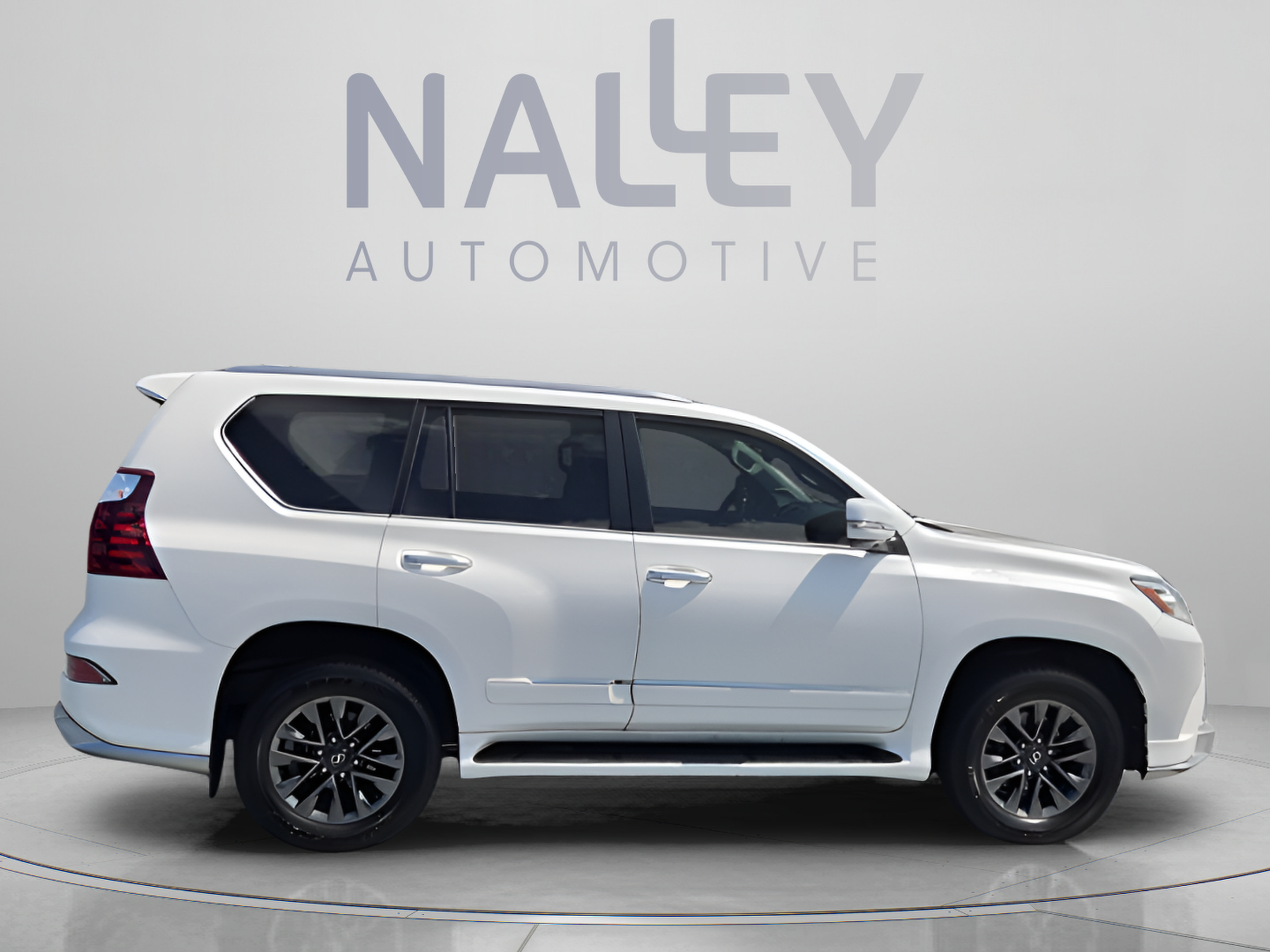 Used 2017 Lexus GX 460 Luxury AWD/4WD image 6