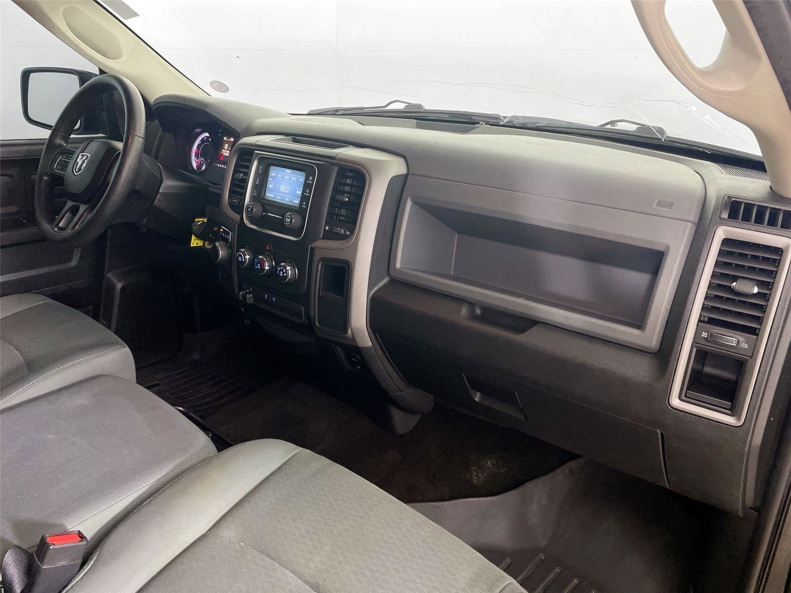 Used 2015 RAM 1500 Express image 27