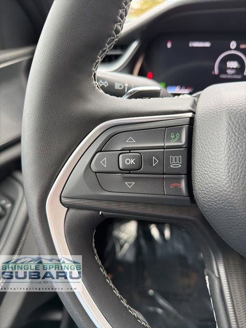 Used 2025 Jeep Grand Cherokee Laredo w/ Luxury Tech Group I image 61