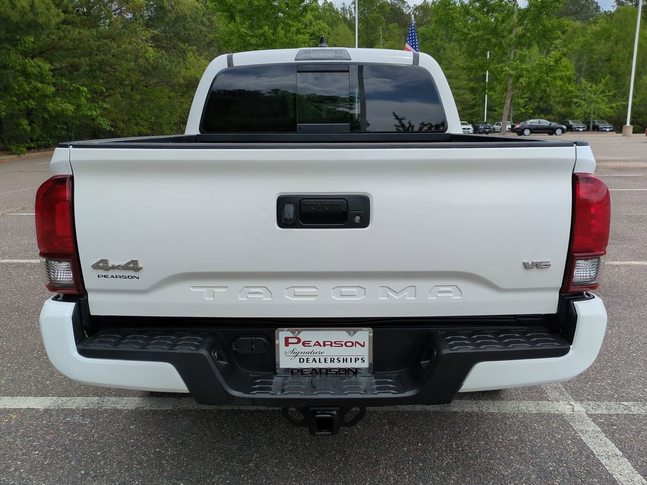 Used 2023 Toyota Tacoma SR5 w/ Technology Package AWD/4WD image 5