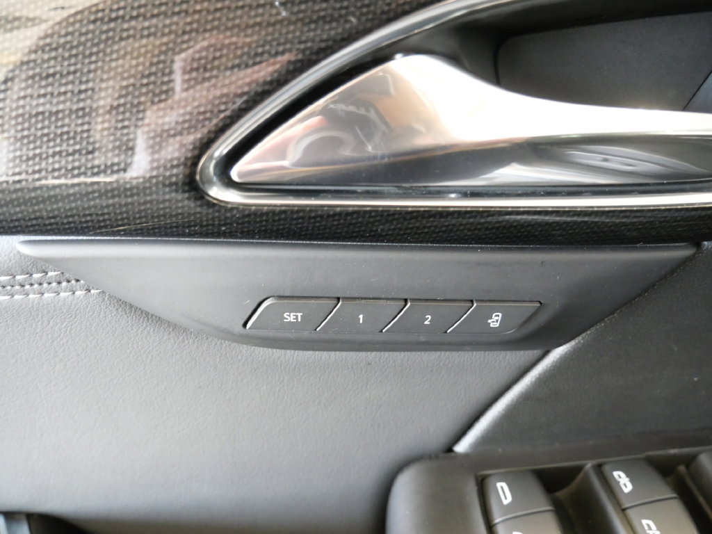 Used 2023 Buick Envision Essence FWD image 30