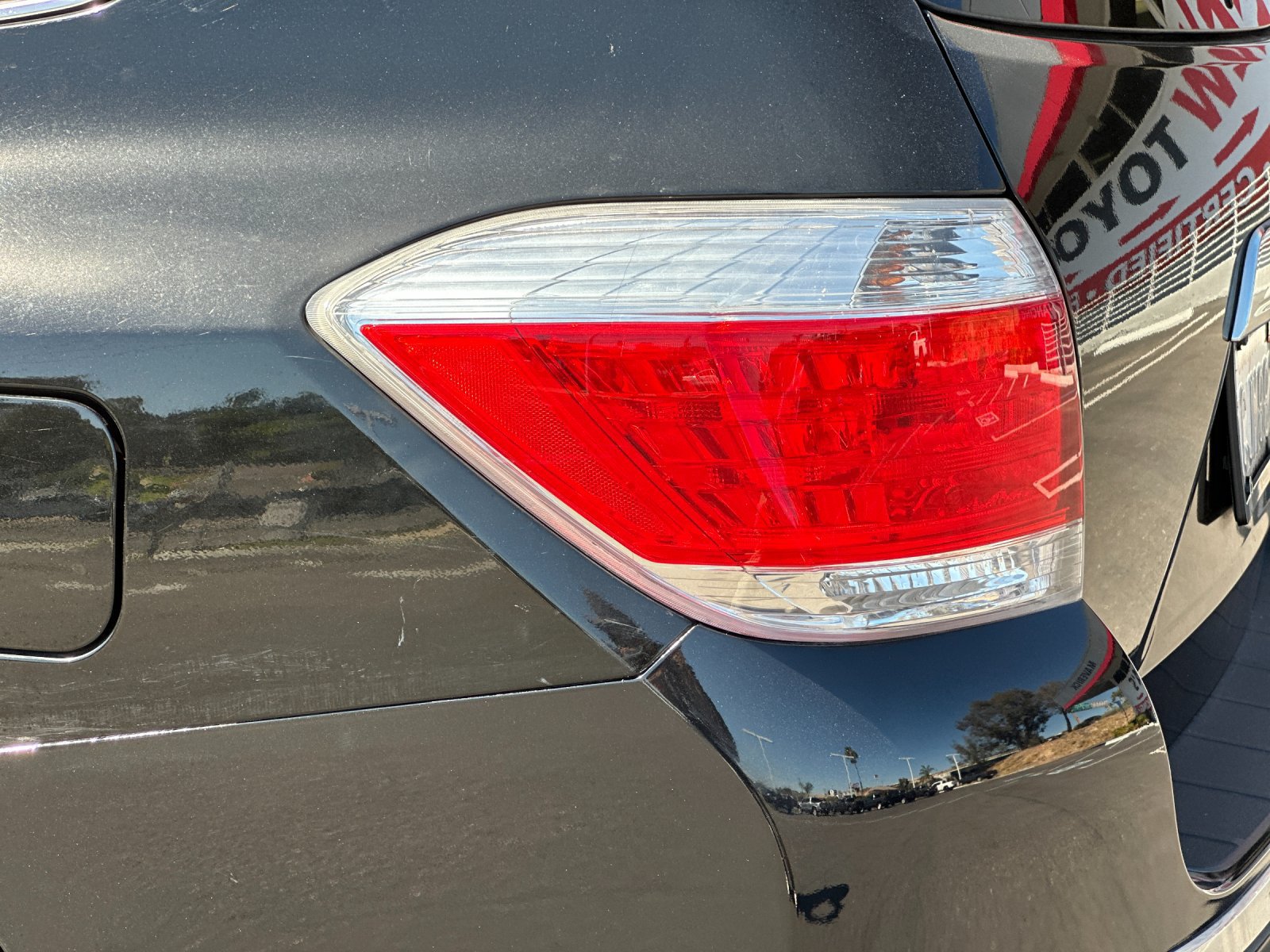 Used 2013 Toyota Highlander Plus FWD image 23
