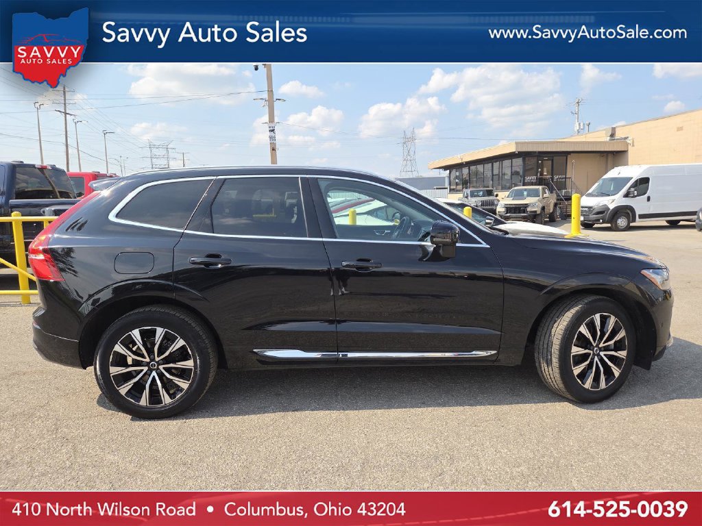 Used 2023 Volvo XC60 B5 Plus AWD/4WD image 16