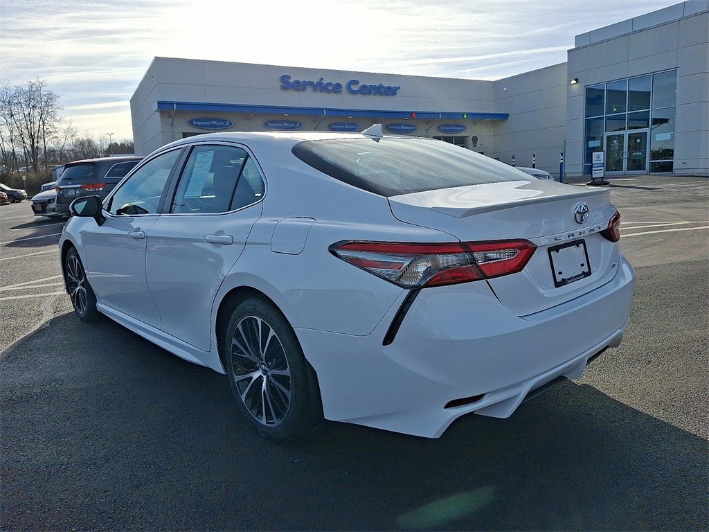 Used 2019 Toyota Camry SE image 7