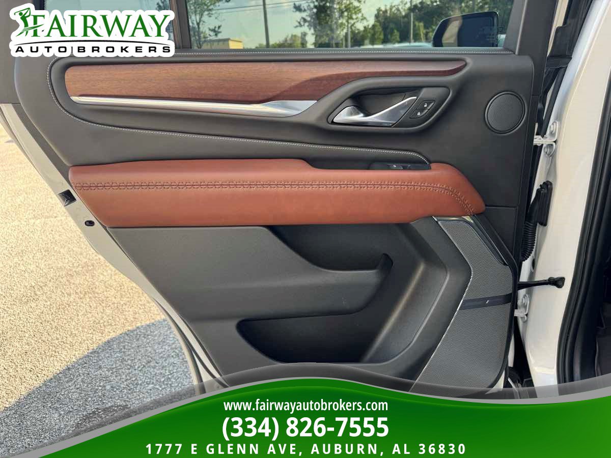 Used 2023 GMC Yukon Denali Ultimate AWD/4WD image 33