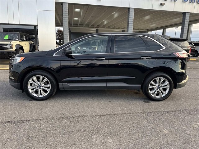 Used 2020 Ford Edge Titanium w/ Equipment Group 301A image 8