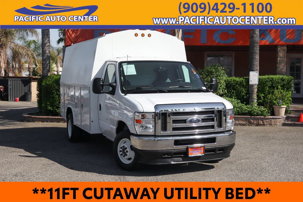 Used 2024 Ford E-350 and Econoline 350 Super Duty w/ Power Windows & Locks Group