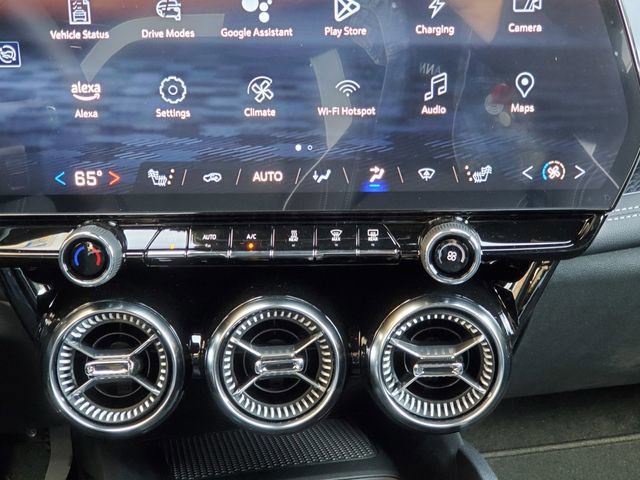 New 2025 Chevrolet Blazer EV LT image 22